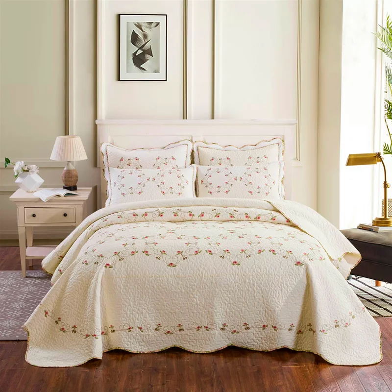 3pcs Pure Cotton Quilted Bedspread Set French Palace Floral Embroidery Bed Cover Queen King Size Quilt Coverlet Non-slip Sheet