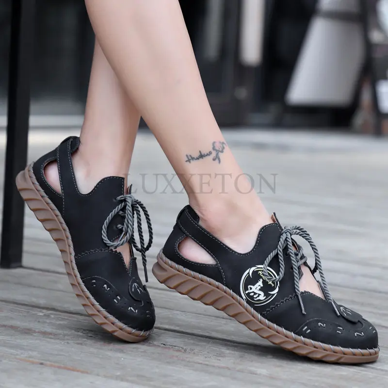 Genuine Leather Women Sandals Closed Toe Hollow Gladiator Sandals Women Summer Roman Shoes Flat Casual Ladies Sandals