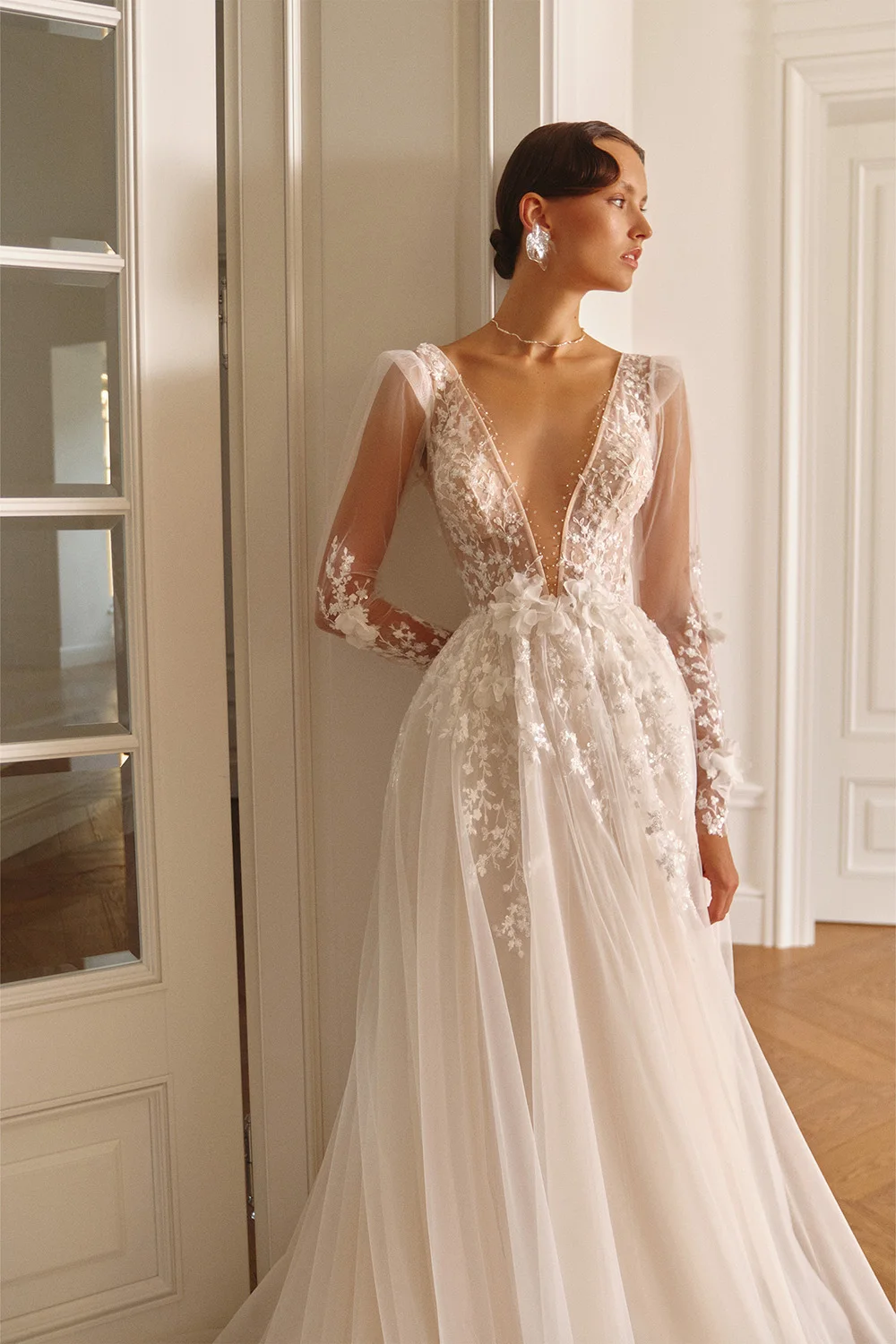 Sexy scollo a V maniche lunghe abito da sposa da donna splendido a-line tulle abiti da sposa lunghezza lavaggio abiti da sposa personalizzato 2026