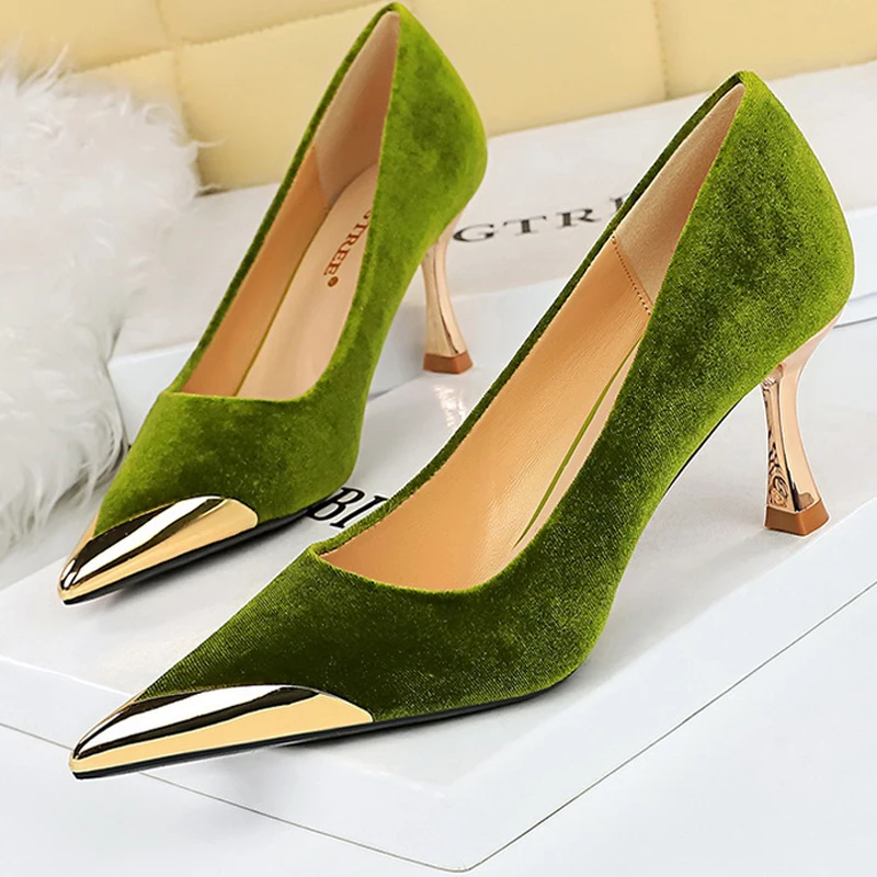 Women 7 Cm Heels Metal Pointed Women Pumps Fashion Kitten Heels Sexy Party Shoes Women Suede Lady Heels Luxury Wedding Shoes