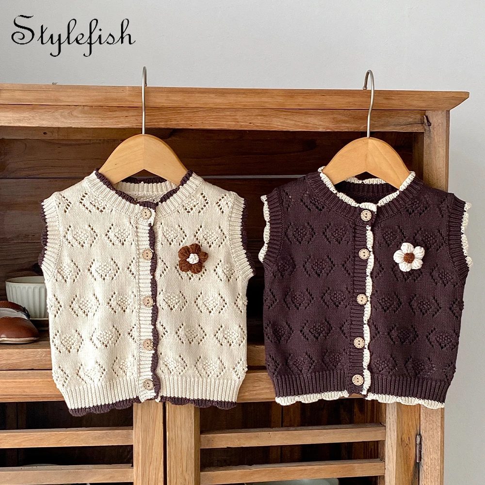 

INS Spring and Autumn Season Network Red Girl Baby Infant 0-3 Year Old Hollow Jacquard Knitted Flower Cardigan Vest Coat