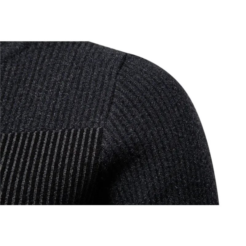 Mens Sweater New Autumn and Winter Knitted Sweater Round Neck Fashionable Warm and Slim Fit Pullover Oversized Sweater