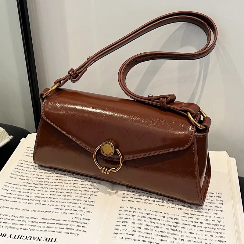 

Винтажная маленькая сумка через плечо с клапаном для женщин, трендовые универсальные сумки через плечо 2025 года, женские сумки для путешествий, губная помада, кошельки для телефонов