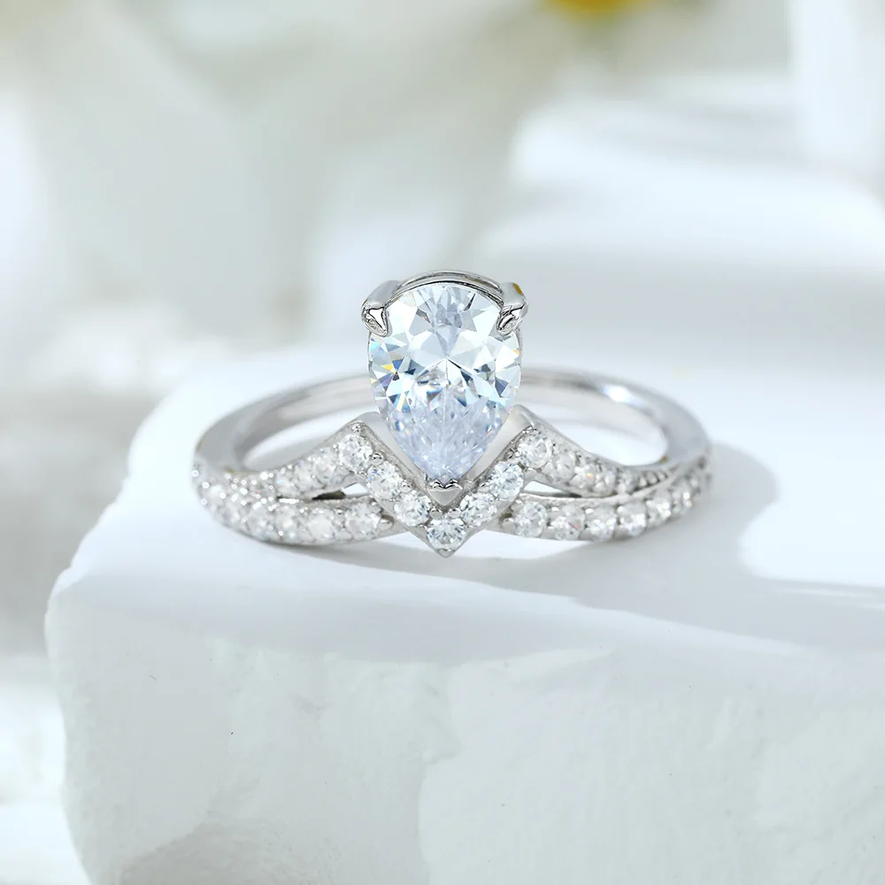 من المألوف s925 الفضة الاسترليني مطلي 18K الذهب PT950 البلاتين قطرة الماء تاج مجوهرات الأحجار الكريمة خاتم الماس خاتم الزواج