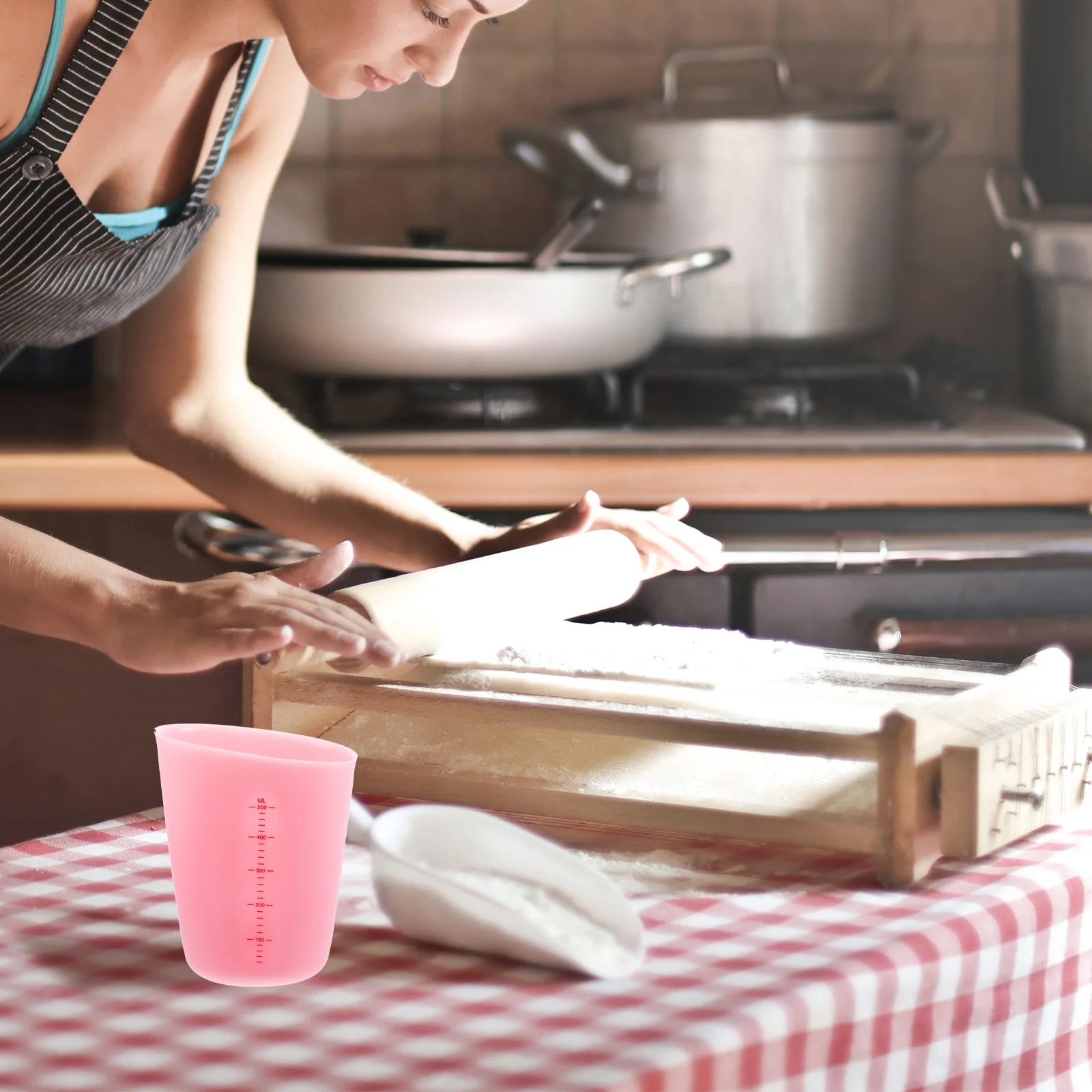 

Silicone Measuring 500ml Pink Food Grade Double Scale Anti Scald H Kitchen Liquid Measuring Cups Baking Tool