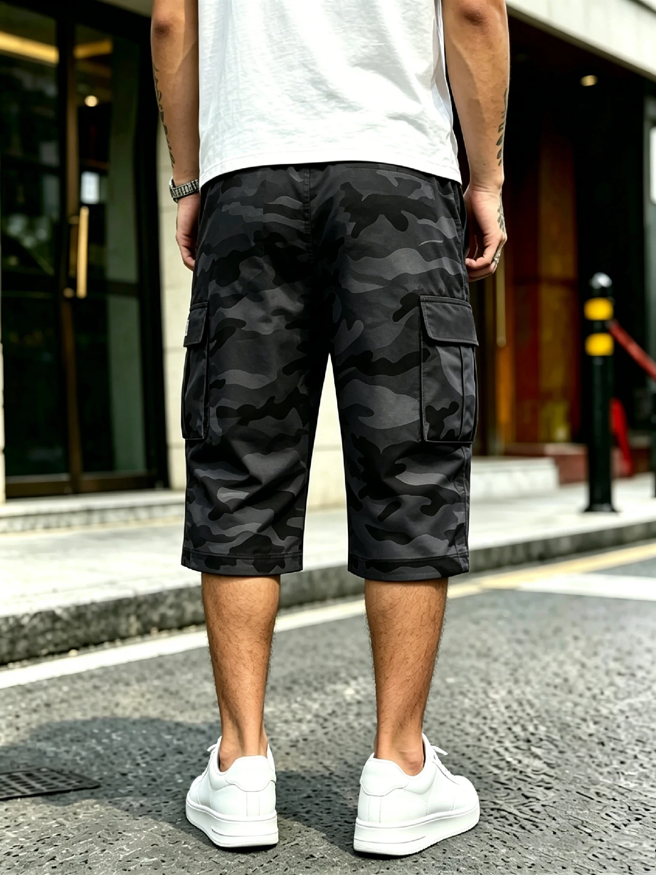 Amerikanische Streetwear-Cargo-Capri-Shorts für Herren, elastischer Kordelzug in der Taille mit mehreren 3D-Cargotaschen, lockere, gerade Passform für Al – Detail 6