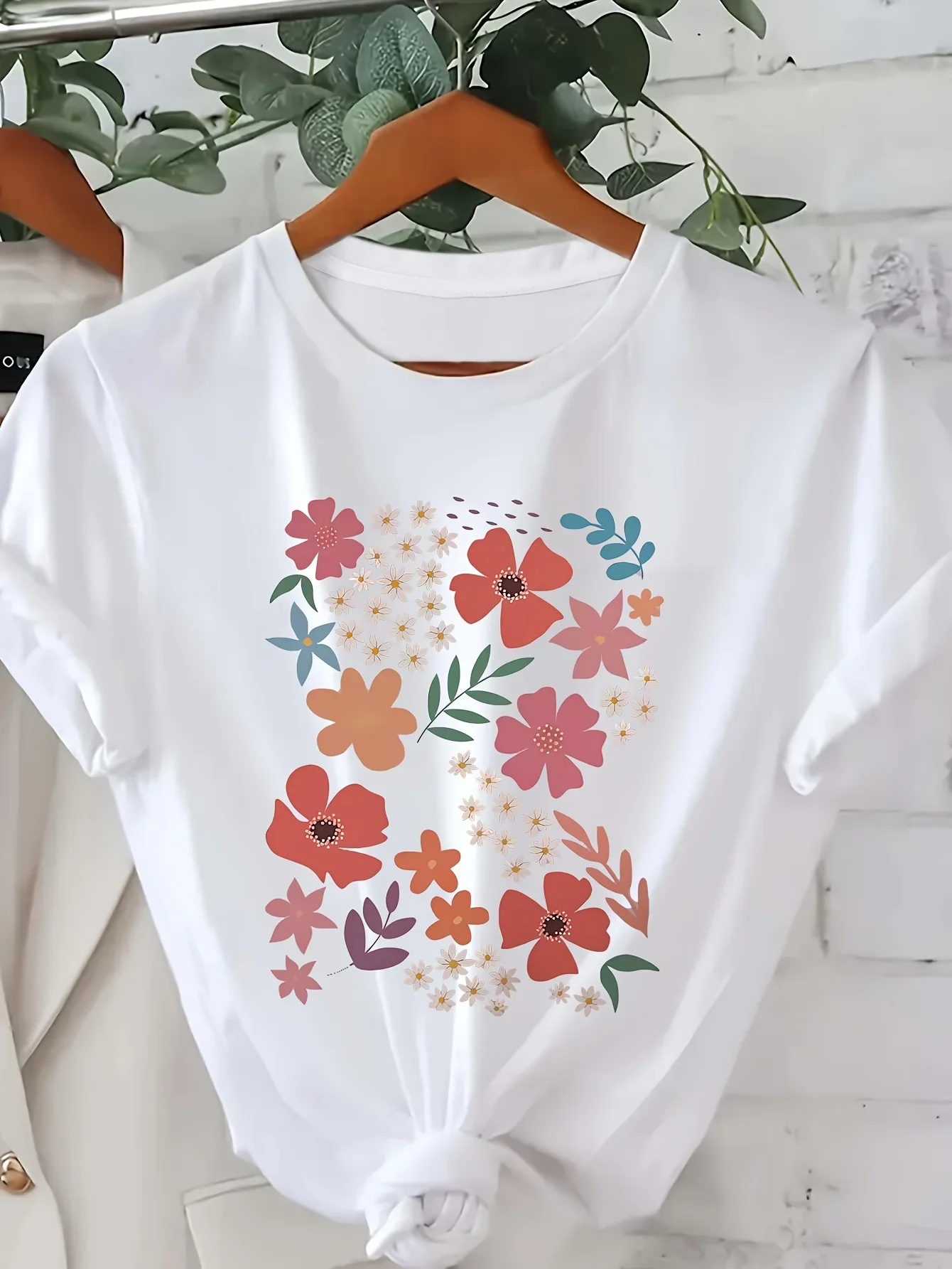 

Women's Floral Print T-Shirt Casual Crew Neck Short Sleeve Top for Summer Fasahion Flower Women Clothes Casual Women Clothing