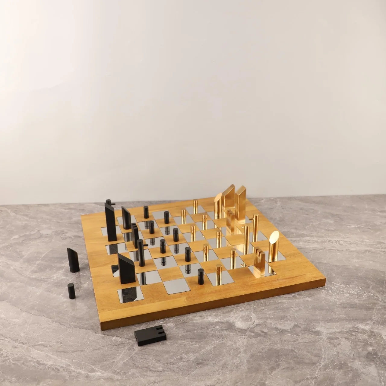 

Modern Minimalist Wooden Metal Chessboard Tabletop Decorations Living Room Study Office Soft Home Decorations Ornamental Pieces
