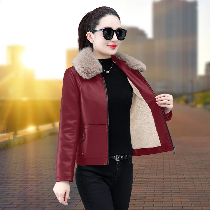春秋の女性の模造革ジャケット新しいラペルジッパーショートジャケット冬のベルベット暖かい PU レザーコート女性の上着