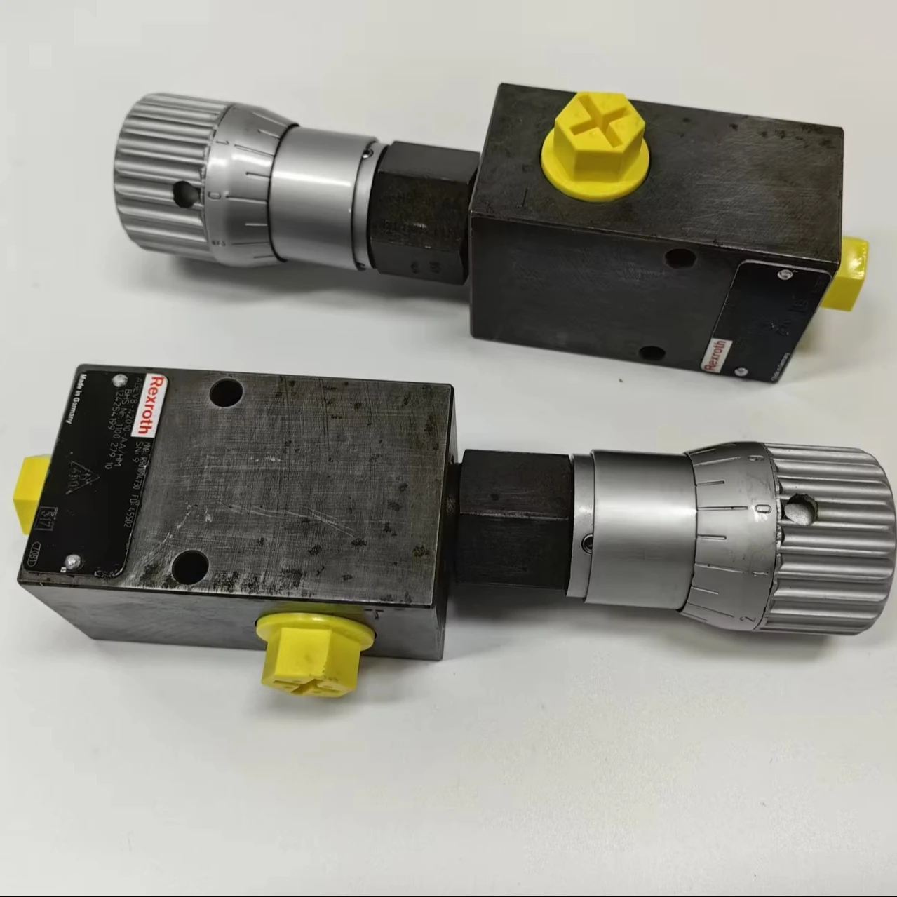 Hydraulic Valve R90…