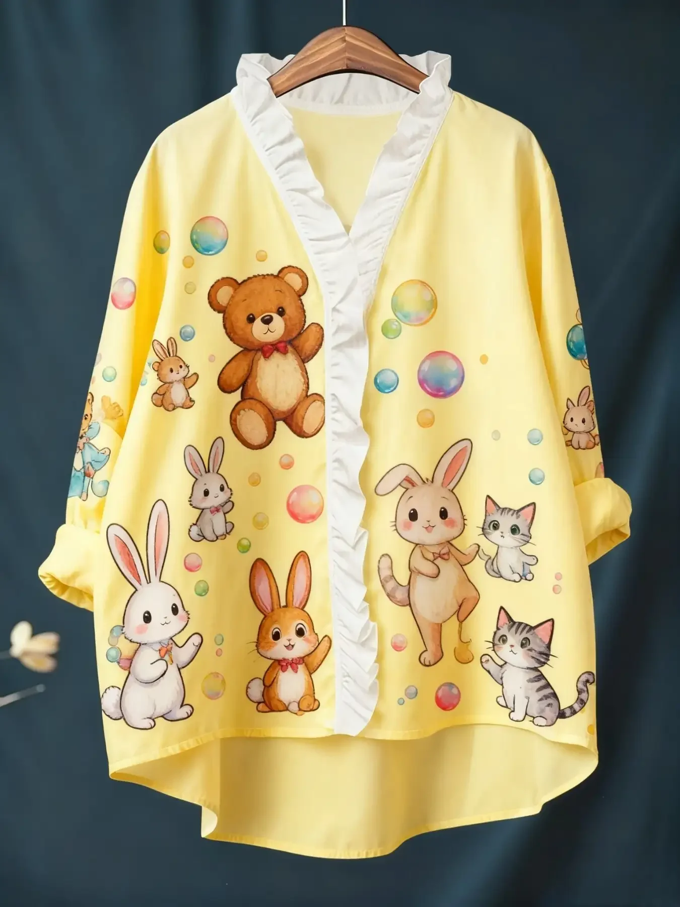 Women's Bohemian style European retro patchwork printed V-neck shirt