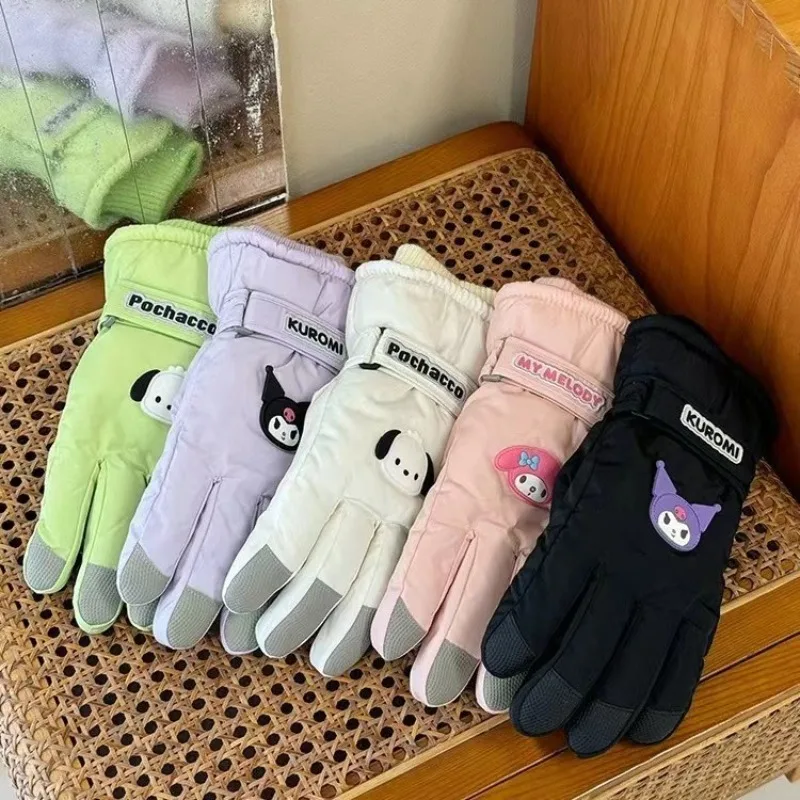 Sanrio Cartoon Gloves Outdoor Touch Screen Ski Kuromi Pochacco with Wool Thickened Cold Warm Students Cycling Wind and Non-Slip