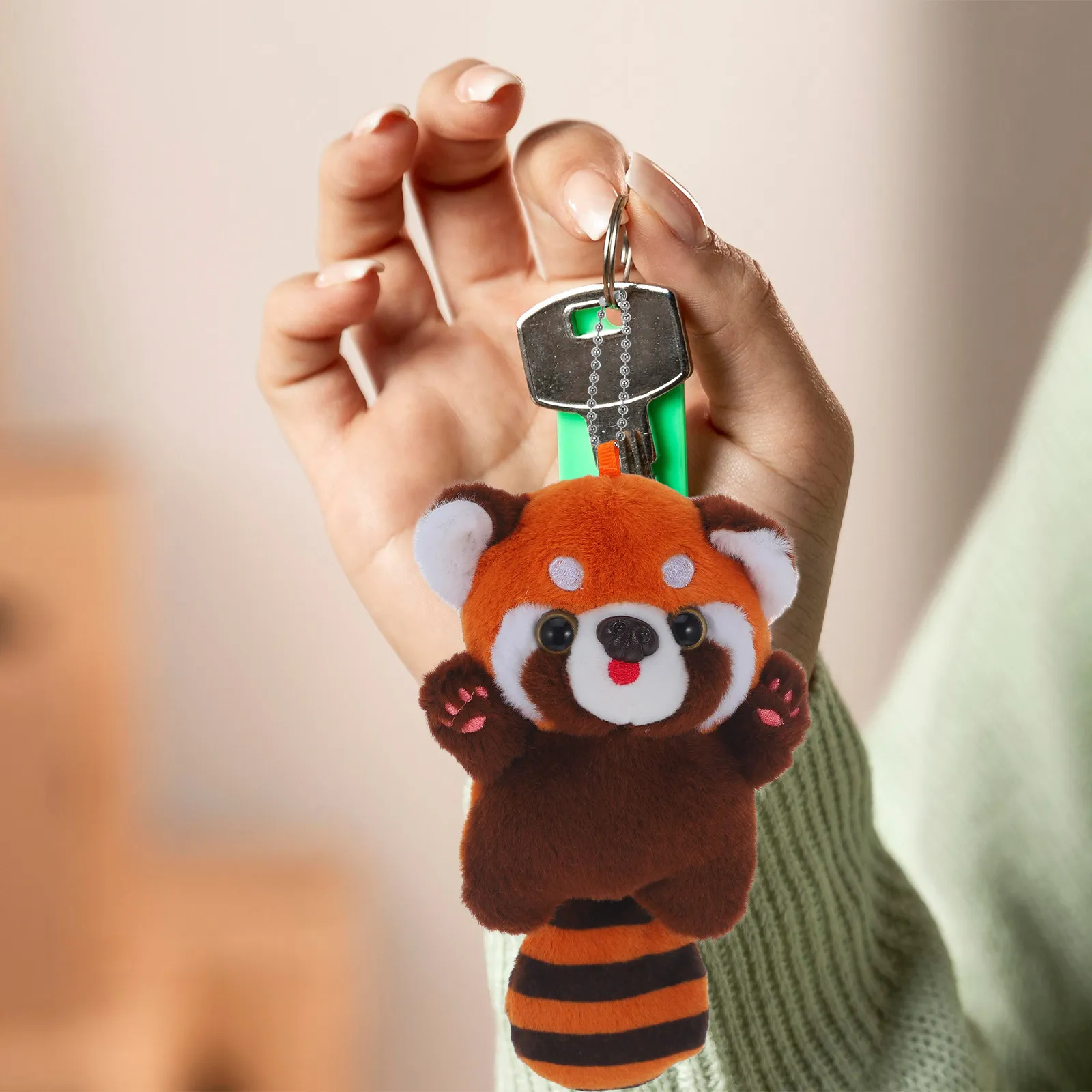 

Adorable Raccoon Shaped Bag Pendant Keychain Cute Cartoon Animal Hanging Decor for Backpack Schoolbag Luggage Keys Mobile