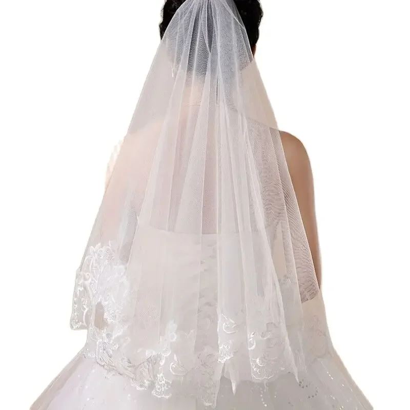 

Fashionable Refine Single Tier White Ivory Tulle Wedding Veil With Lace Applique