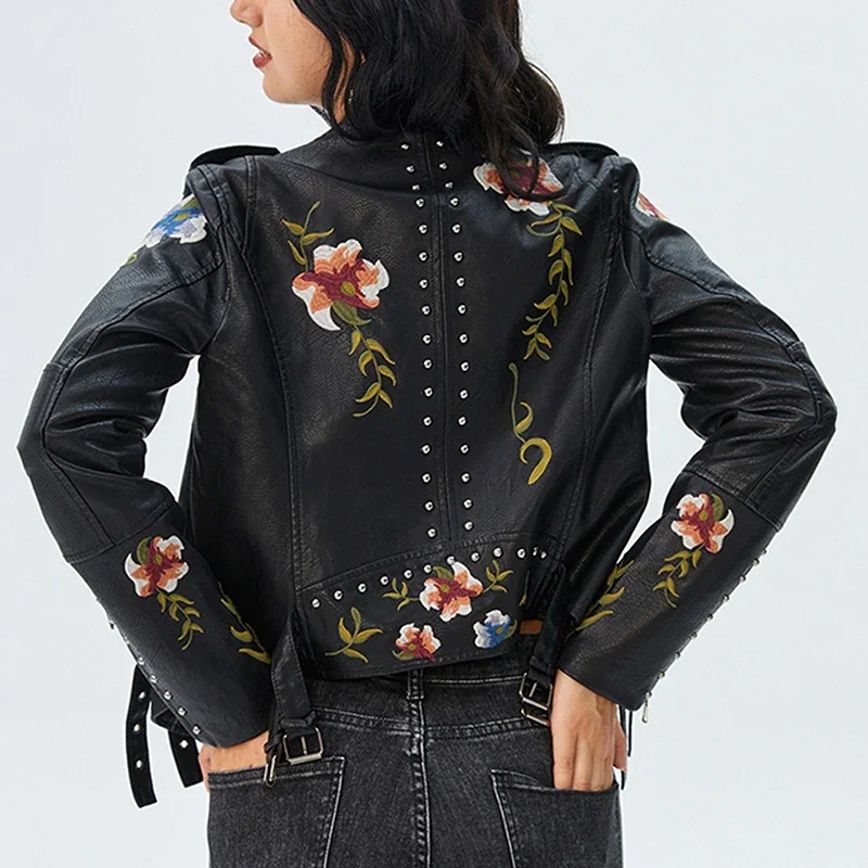 花柄刺繍フェイクソフトPUレザージャケット レディース 春秋冬 バイク用PUコート ブラック ホワイト パンク バイカー リベットポケット