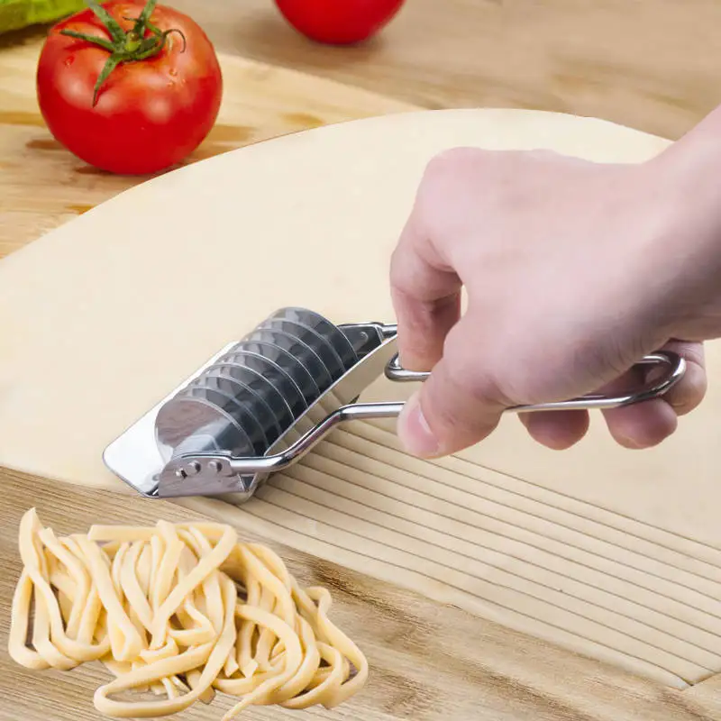 1PC Stainless Steel Spaghett Noodle Cutter Manual Pasta Pressing Maker Dough Shallot Garlic Roller Knife Crusher Kitchen Tools