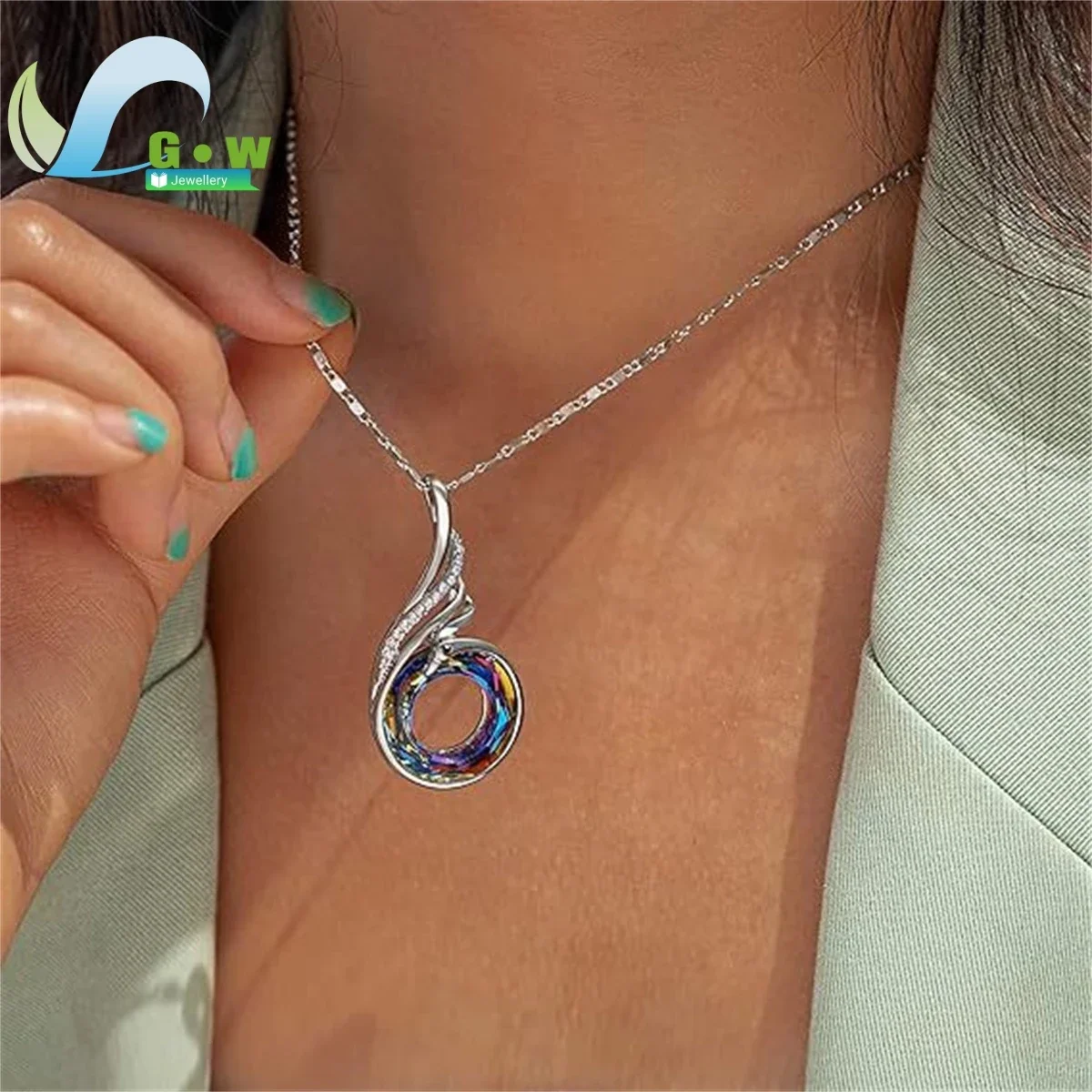 New Valentine's Day Phoenix Necklaces Colorful Crystal Peacock Pendant Fashion Jewelry Birthday Gift for Women Symbol of Luck
