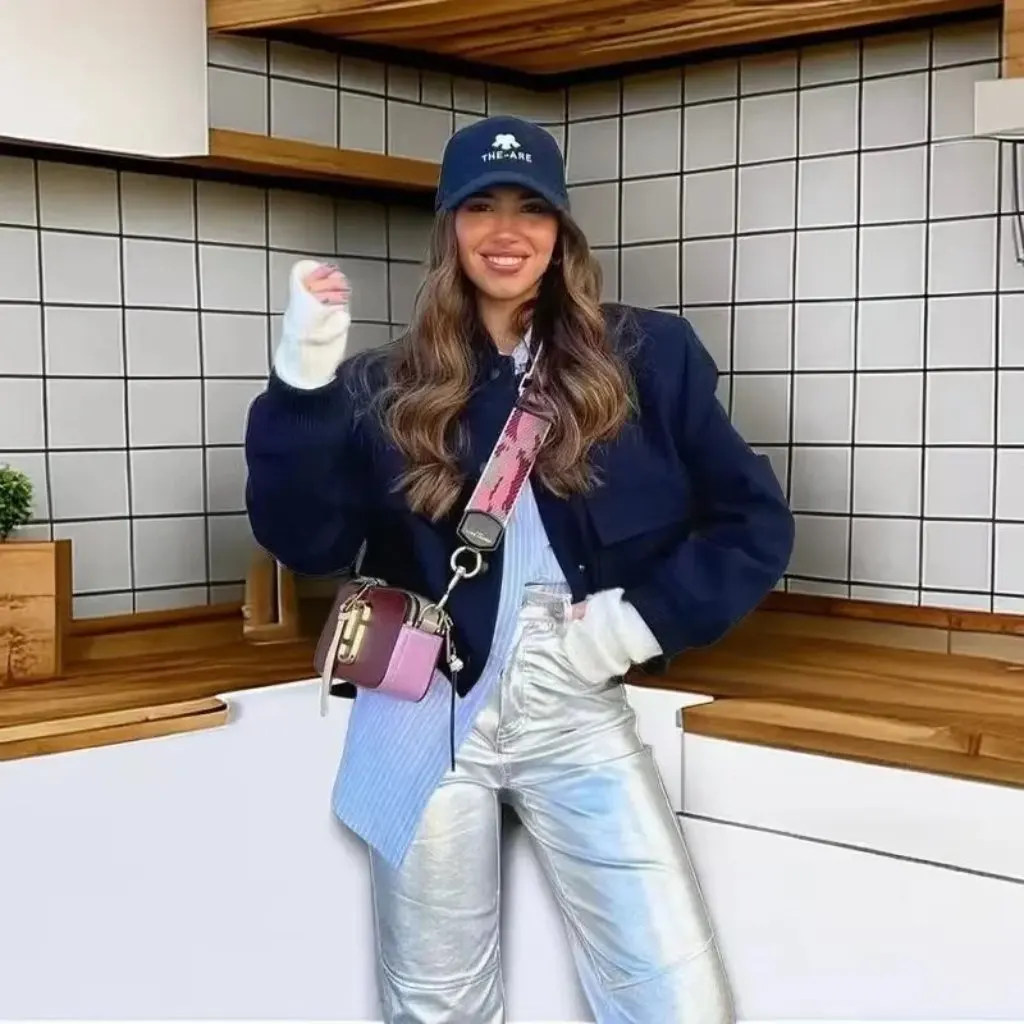 

Spring Loose Casual Pilot Jacket Short Coat Women's Top with Large Pockets Fashionable Outerwear