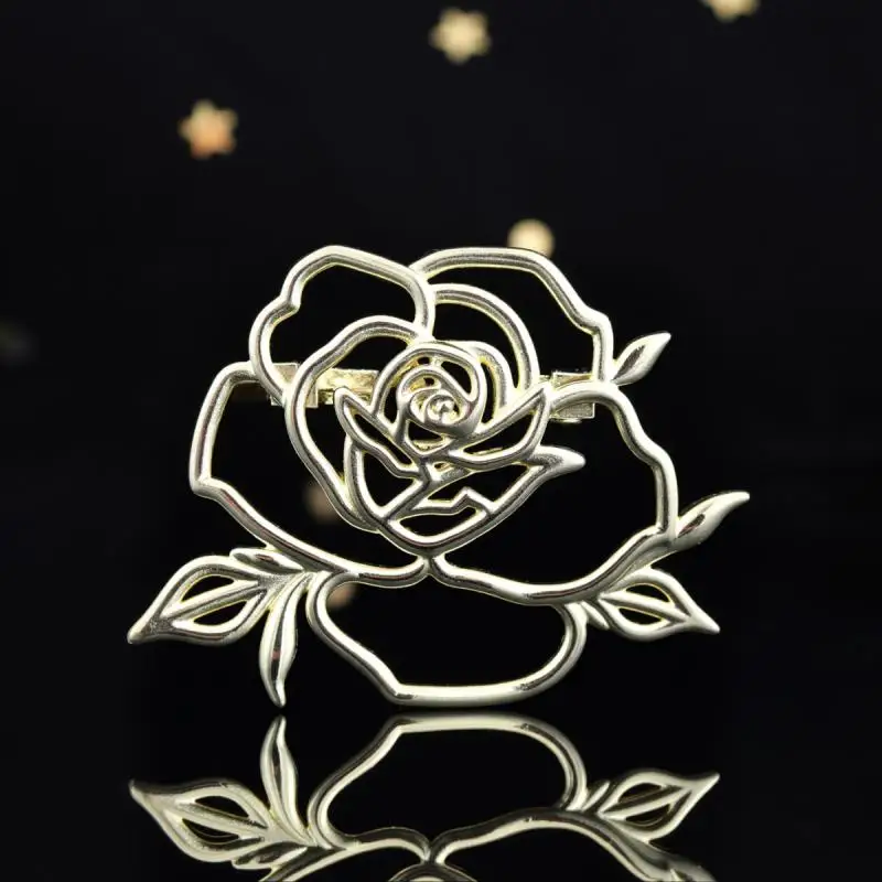 Korean Lapel Pins Simple Hollowed Out Rose Brooch For Women Men Unisex Corsage Pin Temperament Suit Coat Party Accessories Gift