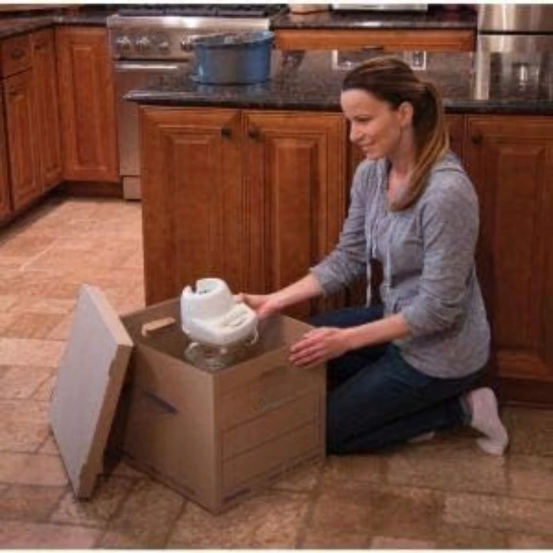 

Medium Classic Moving Box 8 Pack, Reinforced Handles, Tape-Free Assembly, Box with Lid, 19-in x 14.5-in x 15.5-in