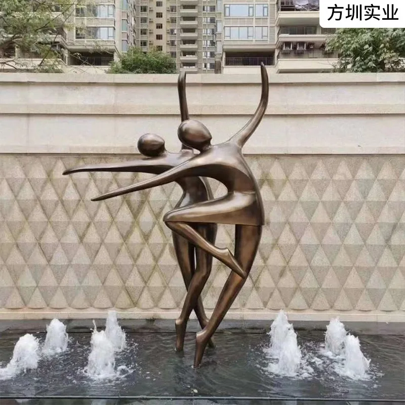 Good-looking fiberglass reinforced plastic imitation copper figure sculpture community parent-child dance sketch