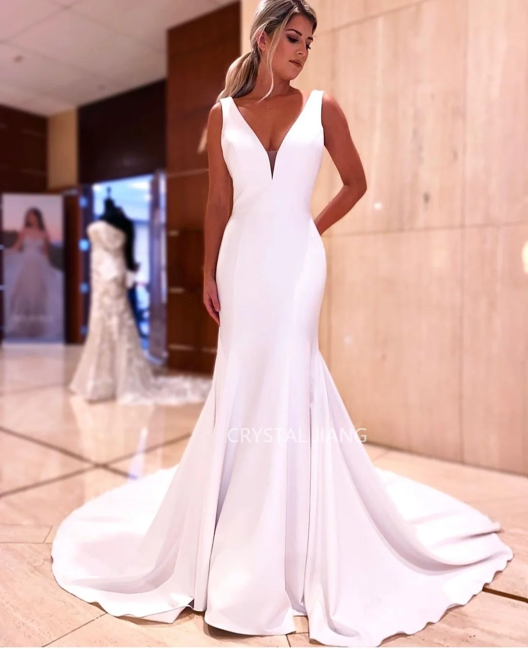 Long White V-Neck Satin Pleated Wedding Dresses Sleeveless Mermaid Court Train Vestidos De Novia 2023 Bridal Gowns for Women