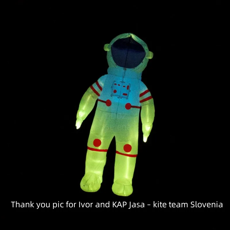 DDDZ 4M LED Astronaut Soft aufblasbarer Anhänger Show Kite Spaceman Ripstop Nylongewebe mit runder LED-Ecke