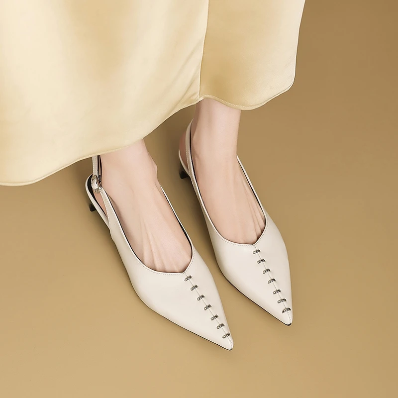 

Women's new summer genuine leather cowhide pointed metal rivets, mid heel toe closure, Mueller shoes, fashion sandals