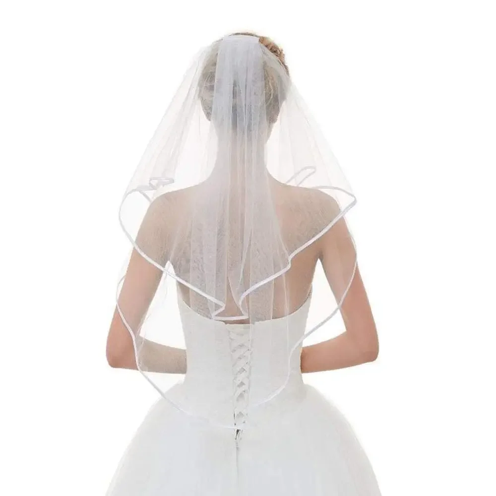 Voile de Patients Court et Simple en Tulle avec Peigne pour Femme, Idéal pour Mariage, ixd'Enterrement de Vie de Jeune Fille et Bal de Promo