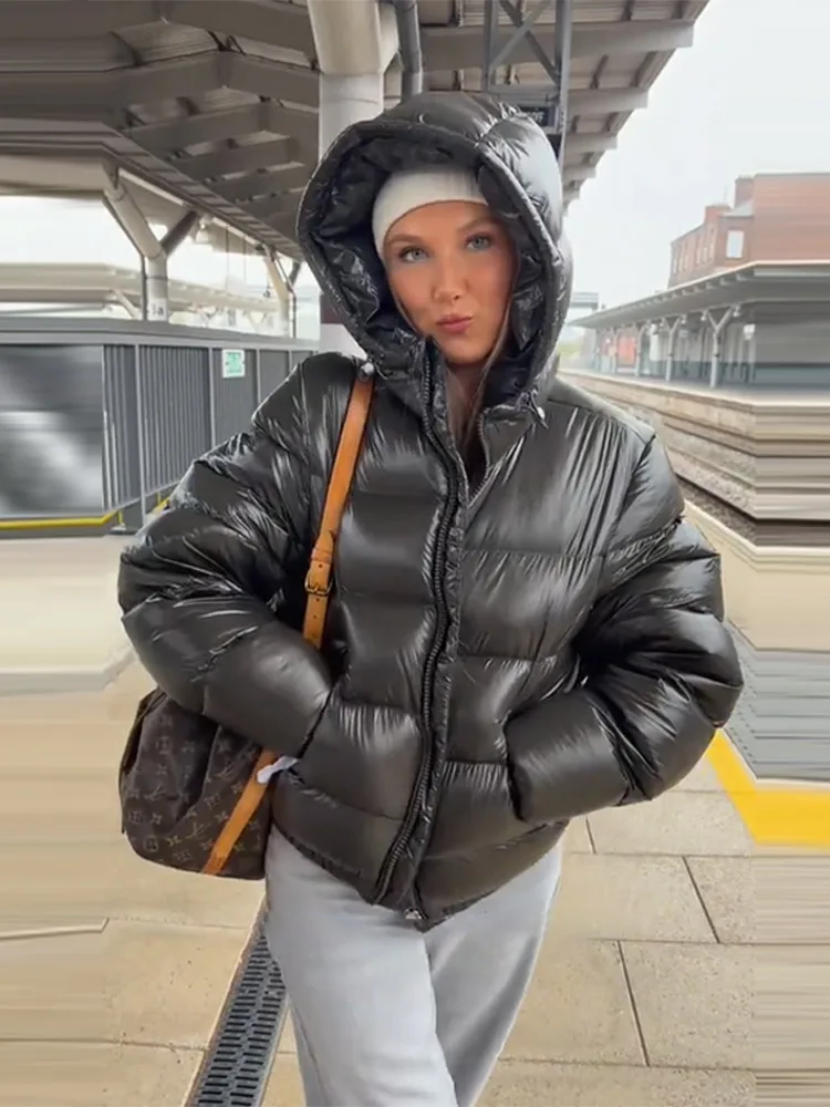 Women's Trendy Luxury Thick Warm Cotton Coat Winter Elegant Short Hooded Jacket 2026 New Casual Light Versatile Commuter Clothes