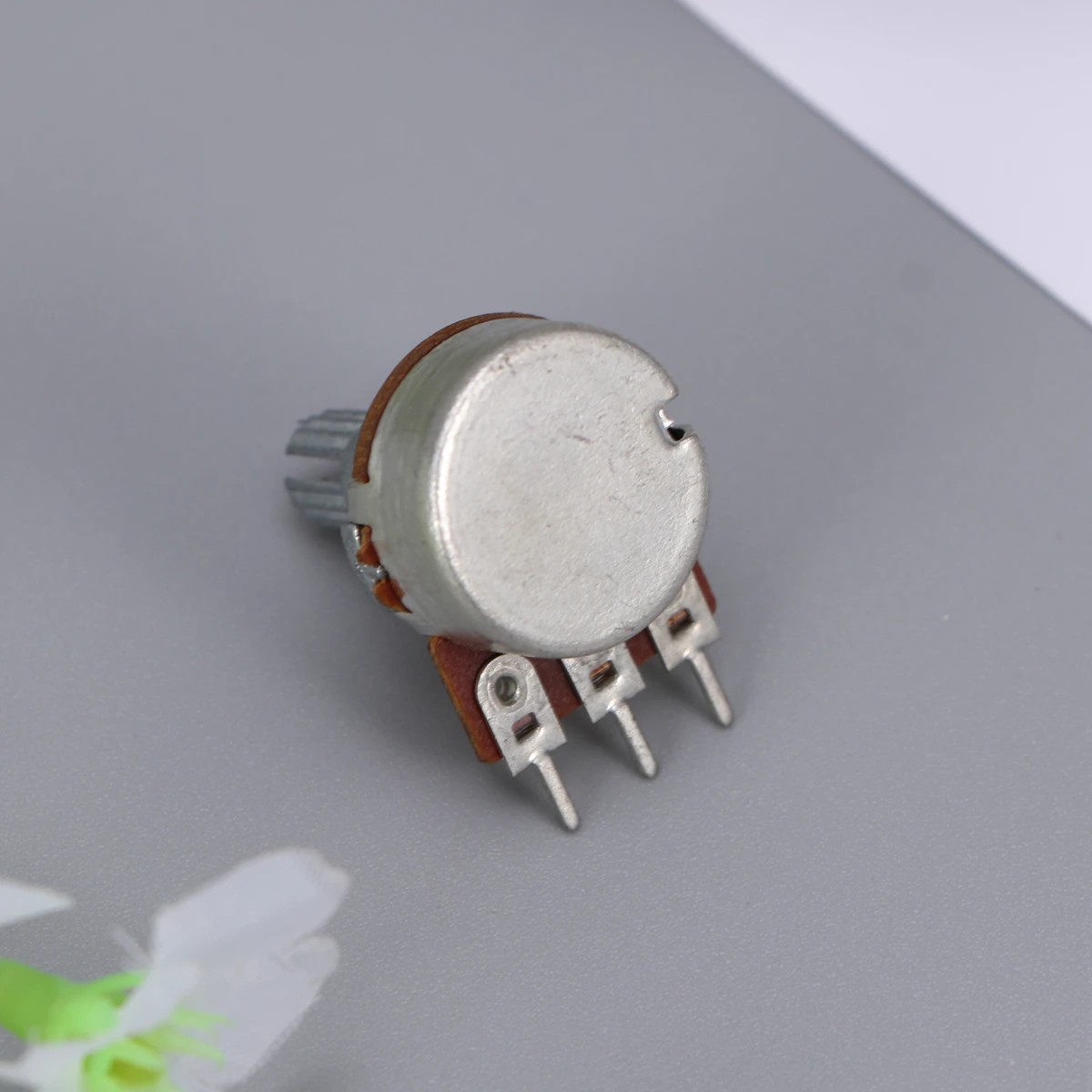 

Potentiometer Guitar Amp Volume Audio-potentiometers 250K Linear B250K Solder Lugs