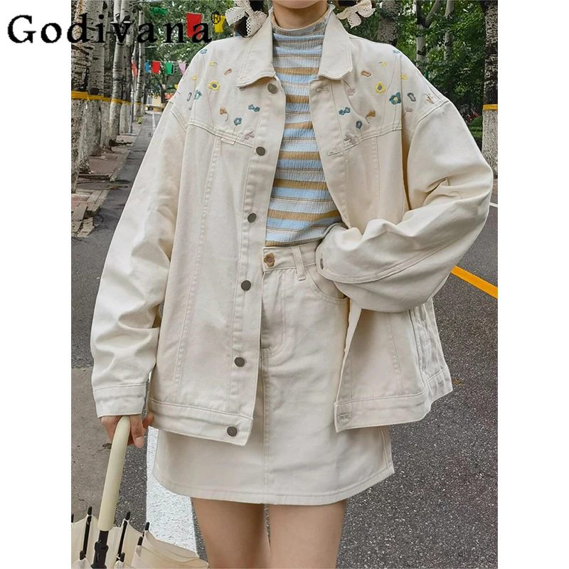 

Large Size 2XL-6XL Sweet White Exquisite Embroidery Long Sleeve College Denim Jacket Women's Autumn Loose Versatile Jacket Top