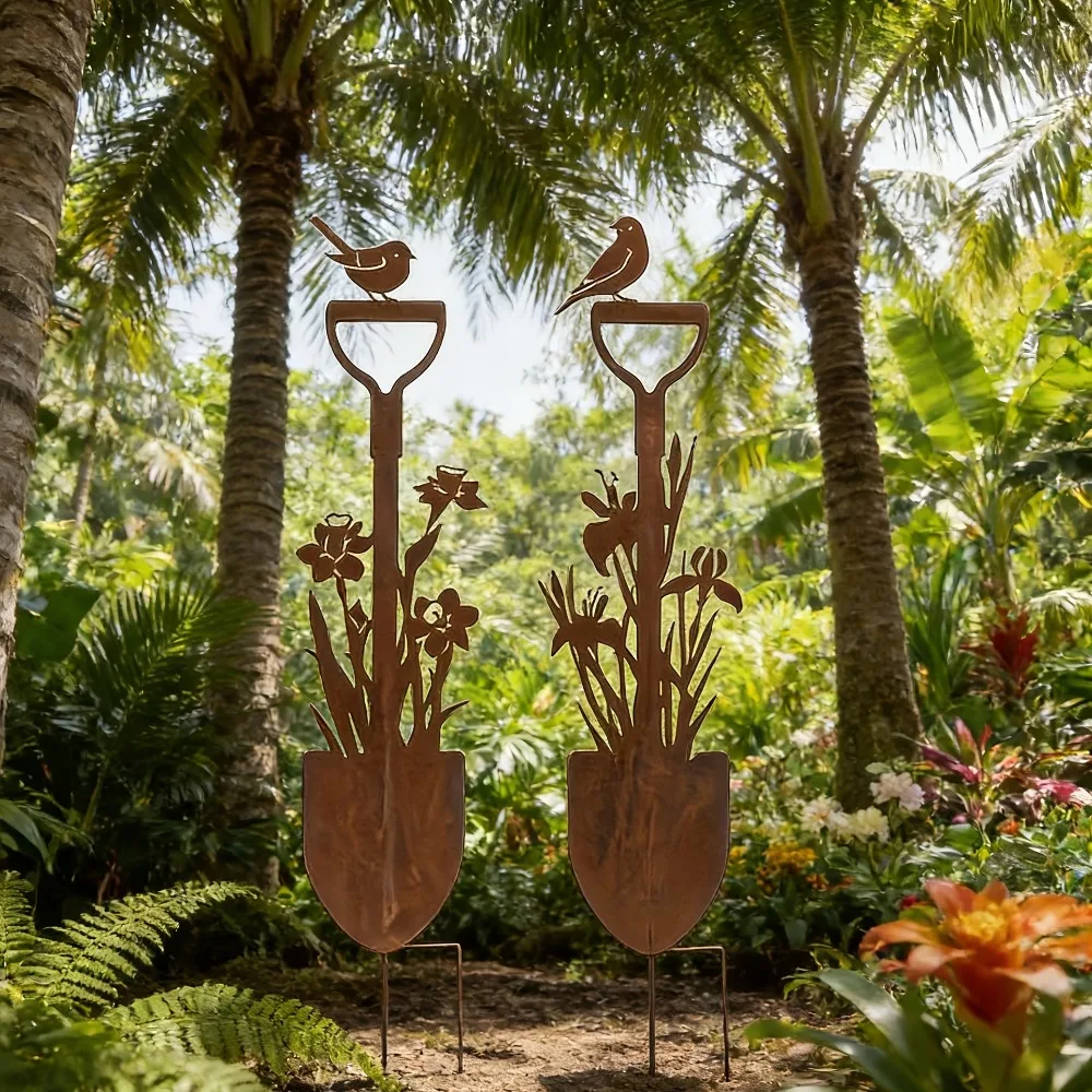 Rusty Rural Style Shovel Floor Insert with Flowers Plants Birds Design Decorative Outdoor Art Suitable for Courtyard Decoration