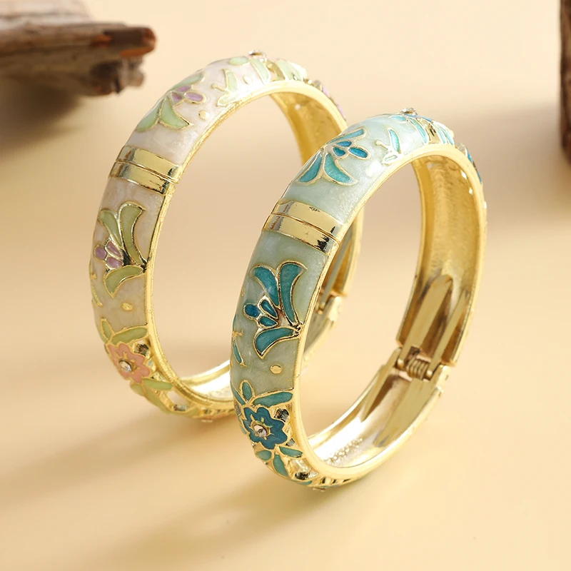 FTCY 2 PCS Vintage Hollowed Small Flower Cloisonne Bangles For Women Enameled Gold Color Plated Bangle Party Jewelry Gifts