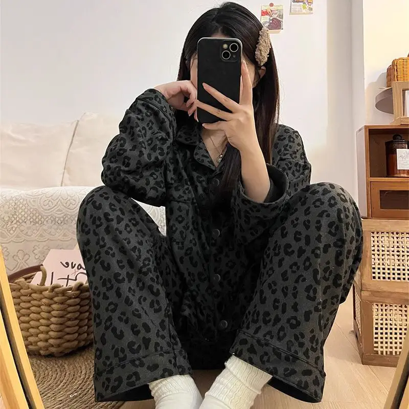 

Женская пижама с леопардовым принтом Hello Kitty, студенческая домашняя одежда, пижама Pochacco Melody, женские весенне-осенние брюки с длинным рукавом
