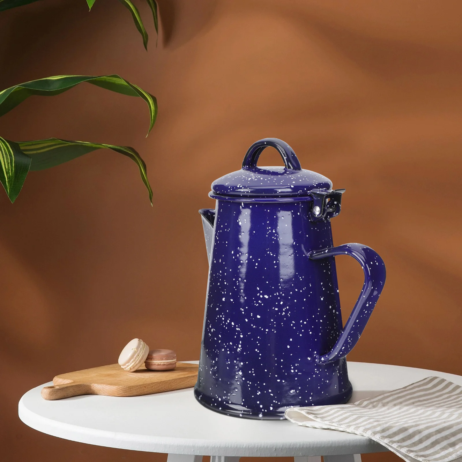 

Enamel Heating Kettle Sturdy Handheld Tea Pot Thin Spout Fast Boiling Retro Water Kettle Kitchen Pot Practical Use