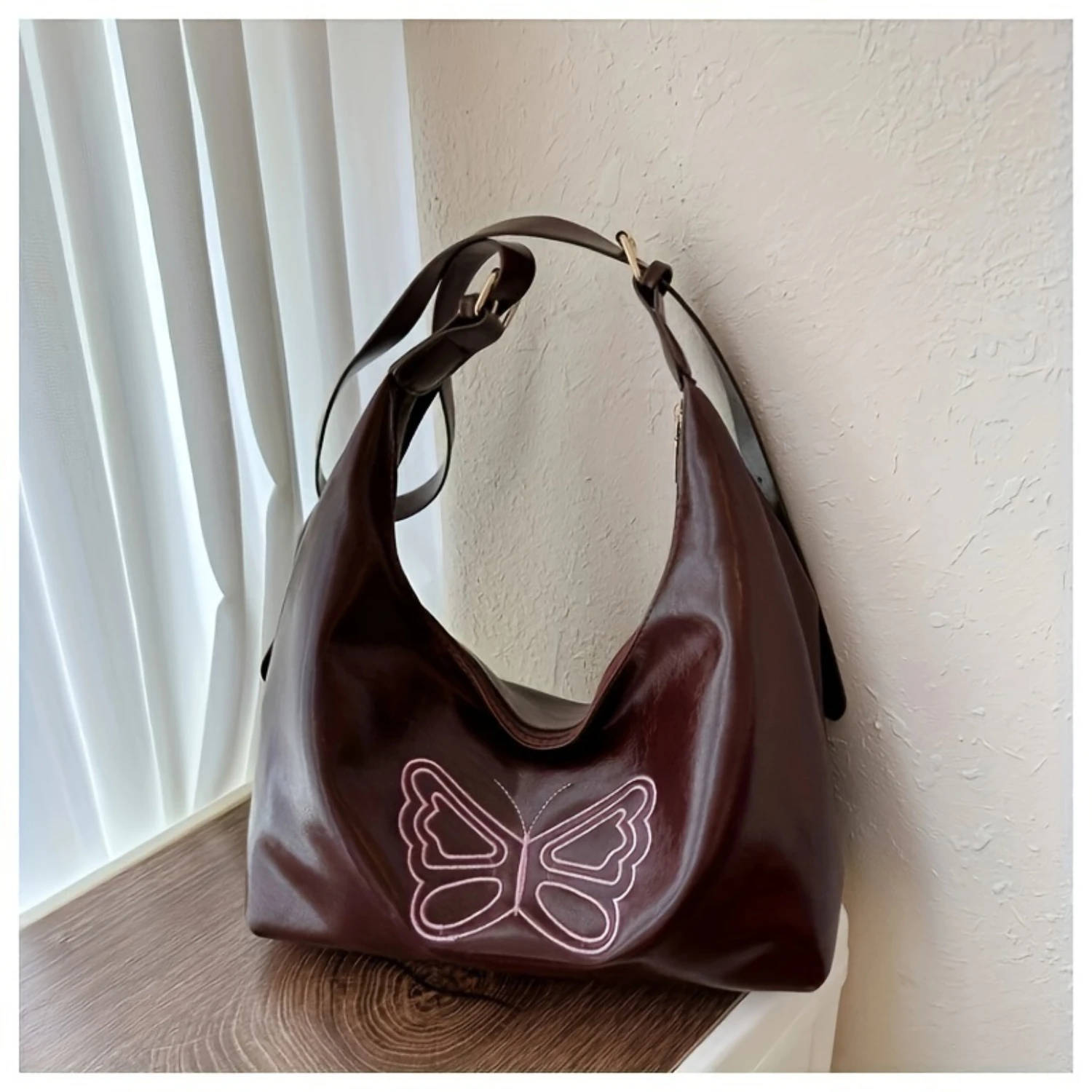 

Womens Retro Classic PU Leather Crossbody Handbag, Y2K Design Purse Shipping bags Cord organizer Rog ally Luggage cup holder