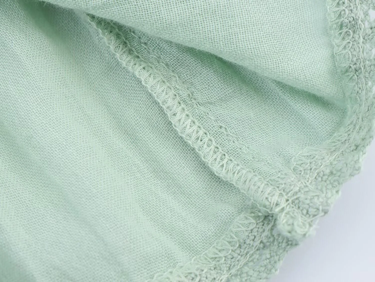 Zomer nieuwe dames zoete off-shoulder kanten geborduurde chiffon tanktop met hangende nek en hals