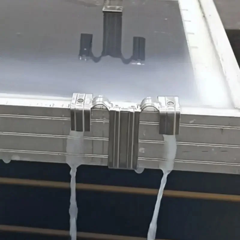 100/50/30 قطعة من مشابك تصريف الألواح الشمسية، 304 مشابك دليل تدفق المياه المضادة للغبار، متوافقة مع إطارات PV 30/35 مم #3