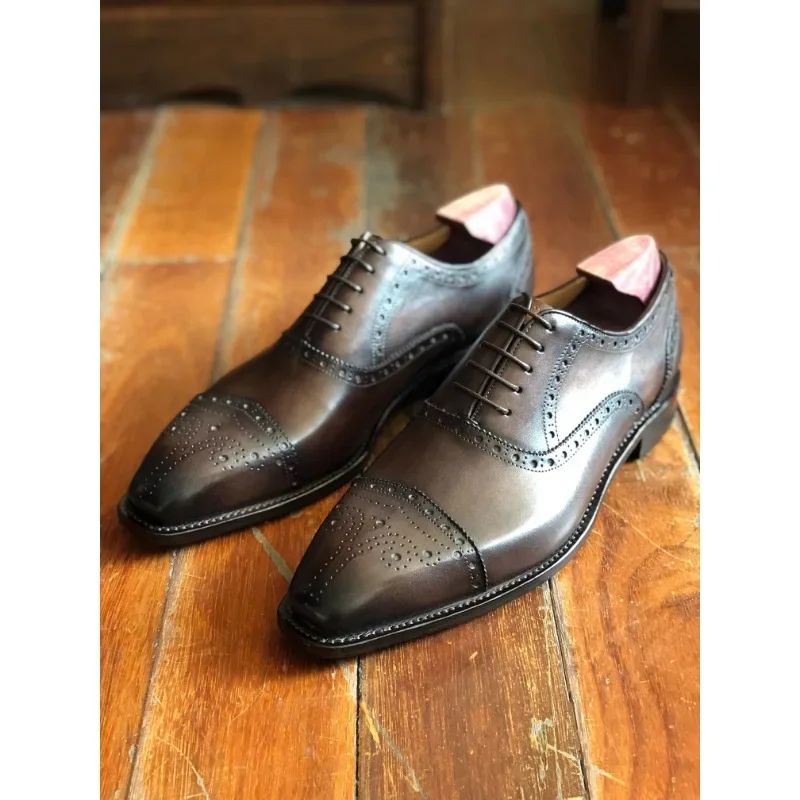 

Handmade Carving Design Violina Oxford Shoes Lace Up Men Breathable Casual Fashion Trend Wedding HighQuality Cowhide Leather