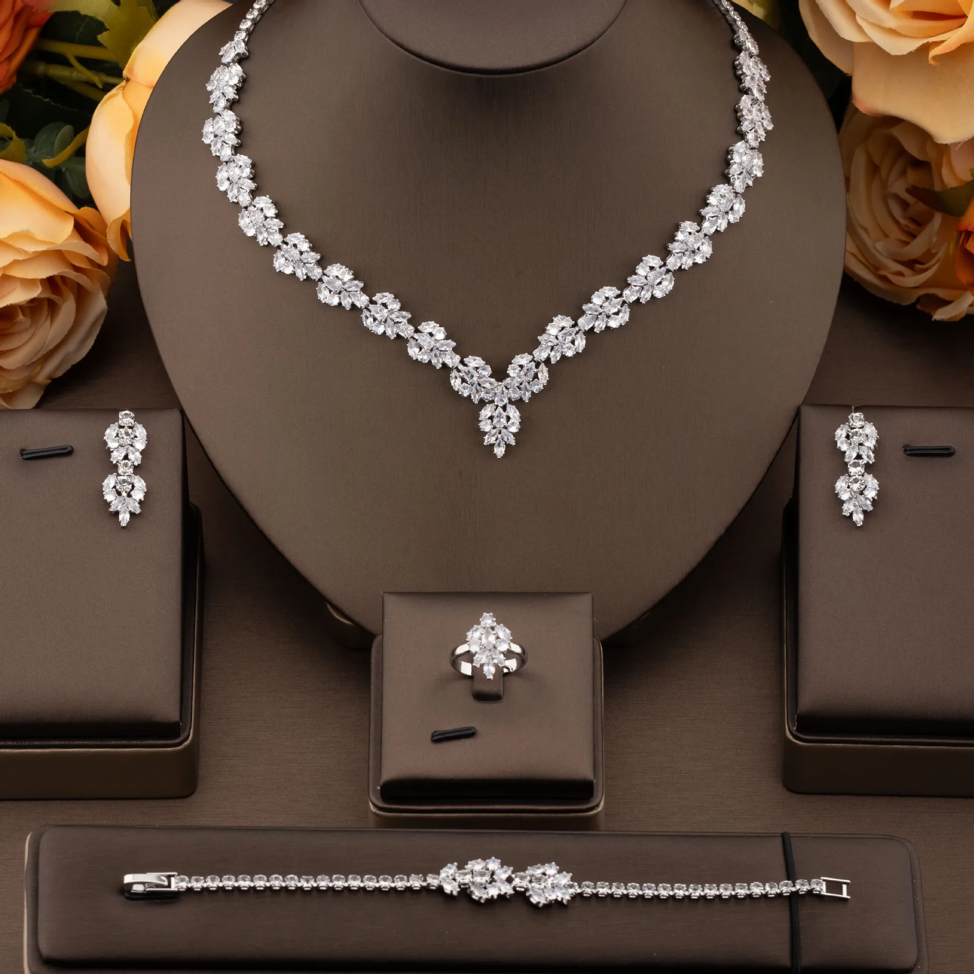 Luxury 4-Piece Jewelry Sets For Women Dubai Saudi Cubic Zirconia CZ Bridal Necklace Earring Set Party Prom Wedding Necklace Set