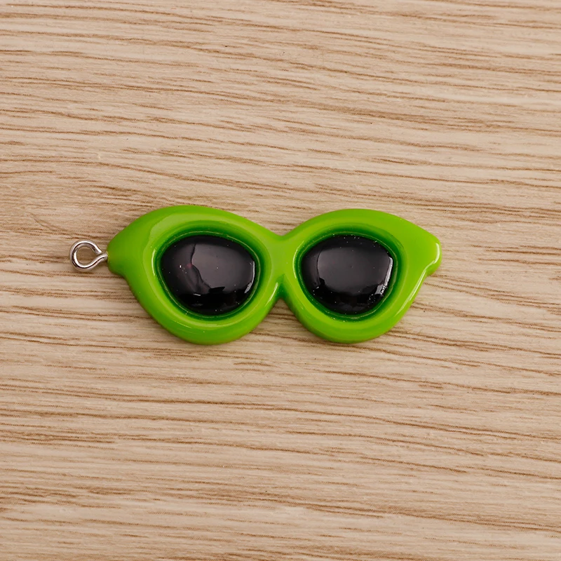 Tusember 10 Stück süße Harz kühle Sommer Urlaub Sonnenbrille Charms für Anhänger Ohrring Armband DIY Schlüsselanhänger Schmuck handgefertigt – Detail 6