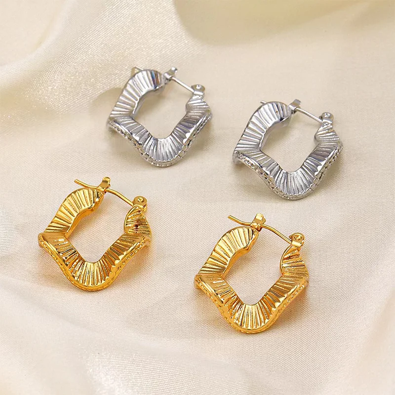 High quality irregular shaped cast design earrings high-end and visually appealing ripple earrings, goddess temperament earrings