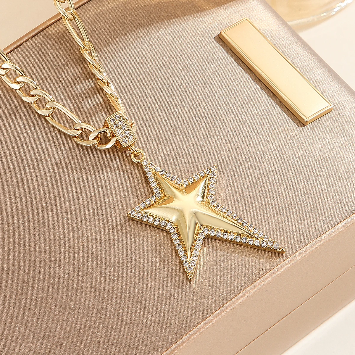 2026 نمط جديد أربع نجوم قلادة سترة سلسلة للبنين والبنات ، الراقية الفاخرة موضة الشارع القوطية سلسلة المجوهرات. #2