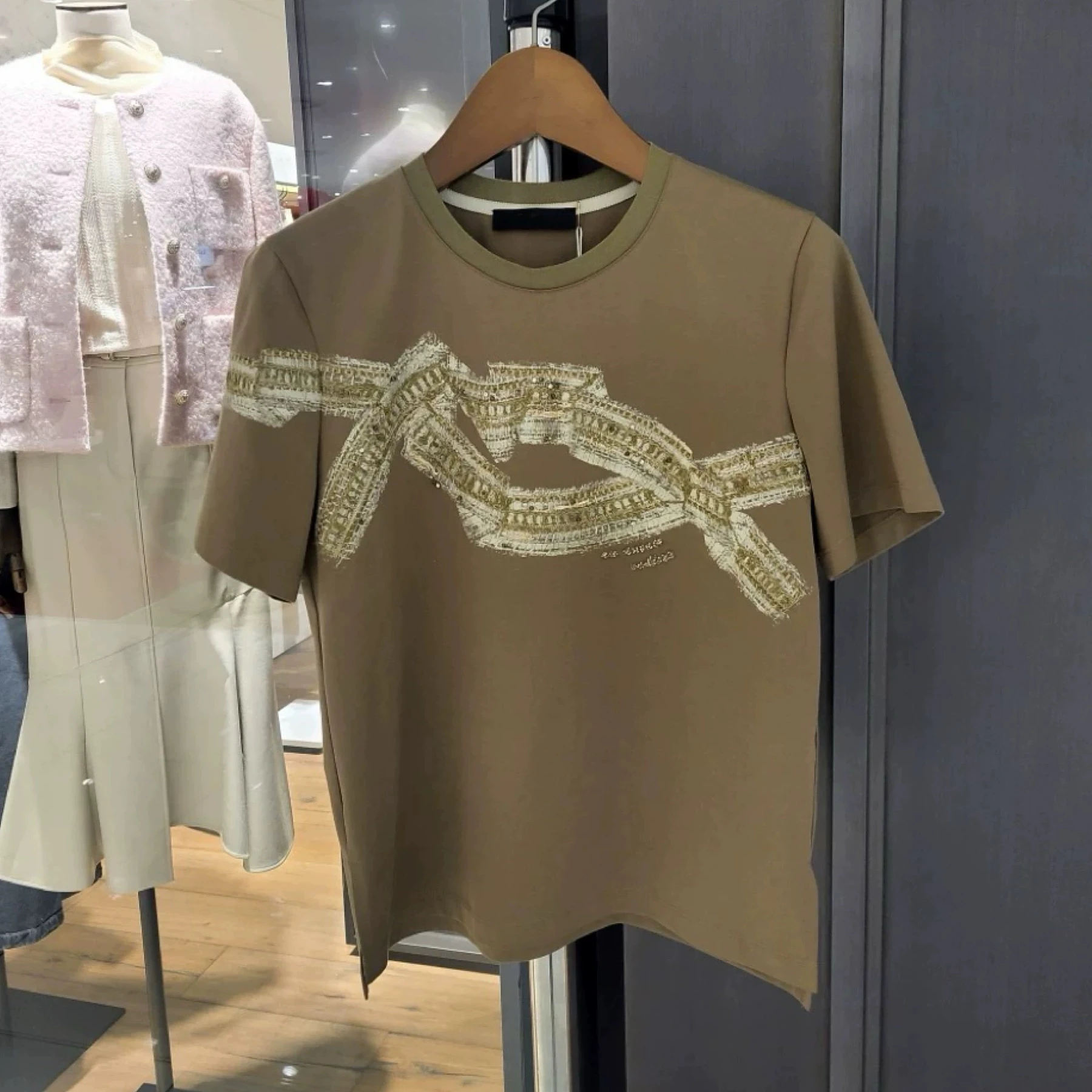 

Корейская летняя толстовка MCHAA 25 из плотного хлопка с вышивкой пайетками, универсальная, стройнящая фигуру, для повседневной носки...