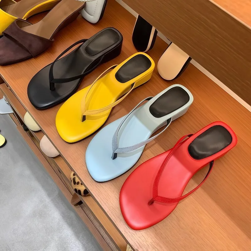 Women's Slippers Summer Pinch Toe Open Toe Cool Slippers Fashion Slope Heel Platform Sandals Women's Flip-flops Chaussons Femme