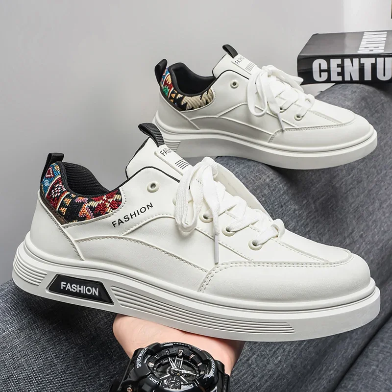 Men's Four Seasons New Breathable Lightweight Soft-sole Outdoor Walking Shoes Student Sports Board Shoes Thick Sole Casual Shoes