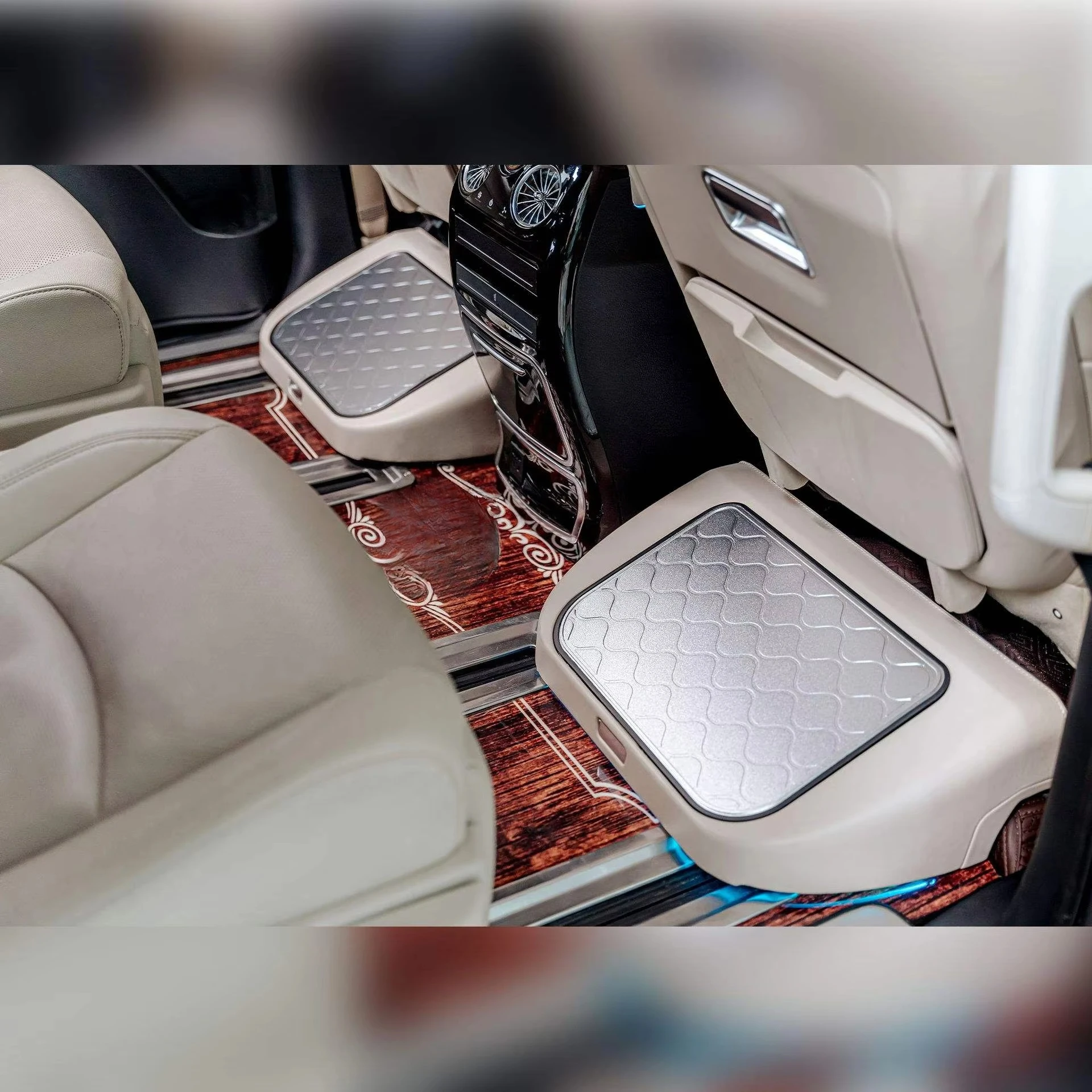 With Heating Function and Leather slippers  Footrest Pedal for  V-class W447 V260 MPV Interior Kit Foot Pedal