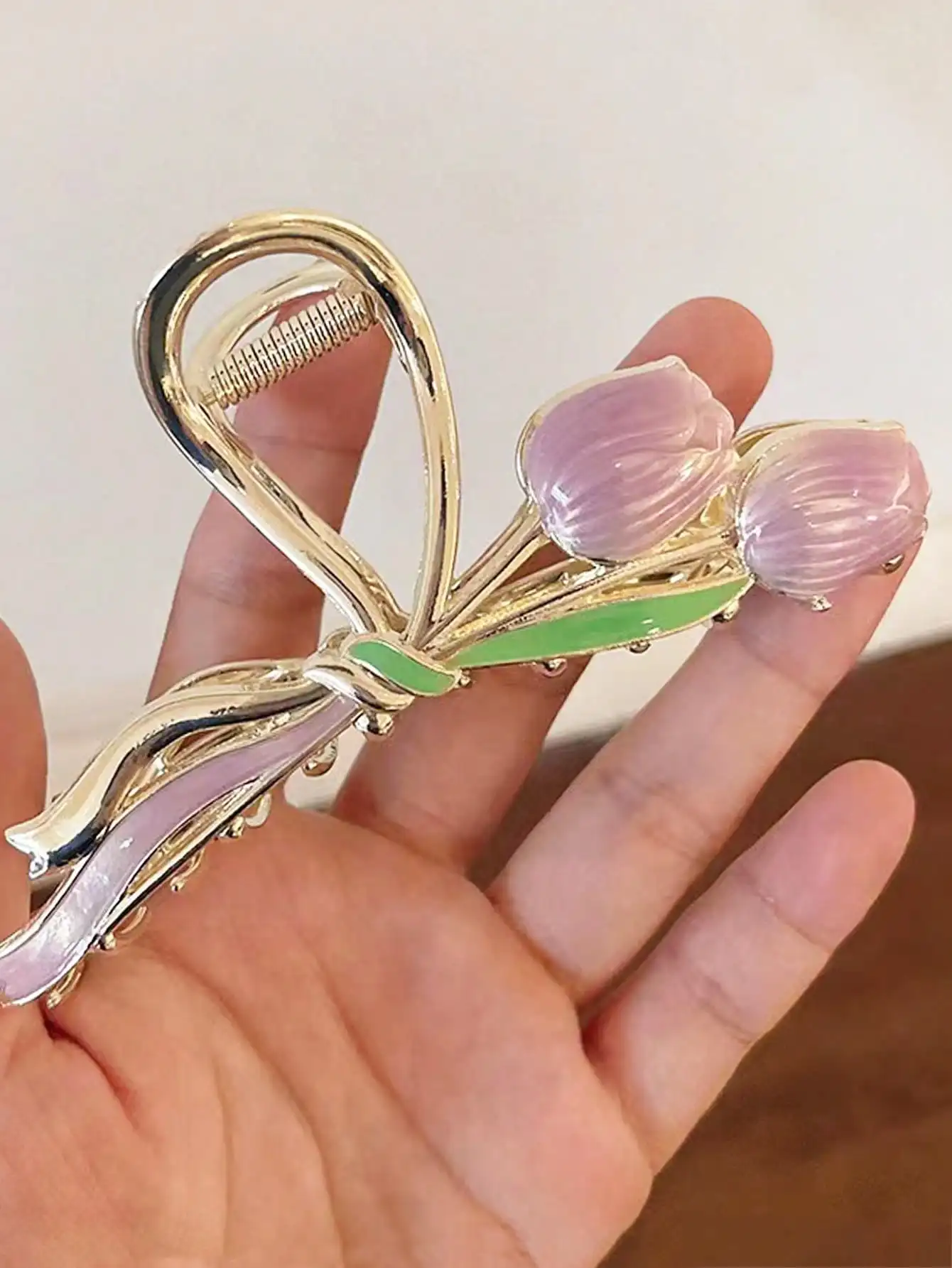 Aksesori rambut Tulip manis wanita, aksesori rambut pesta cakar untuk perempuan 1 buah