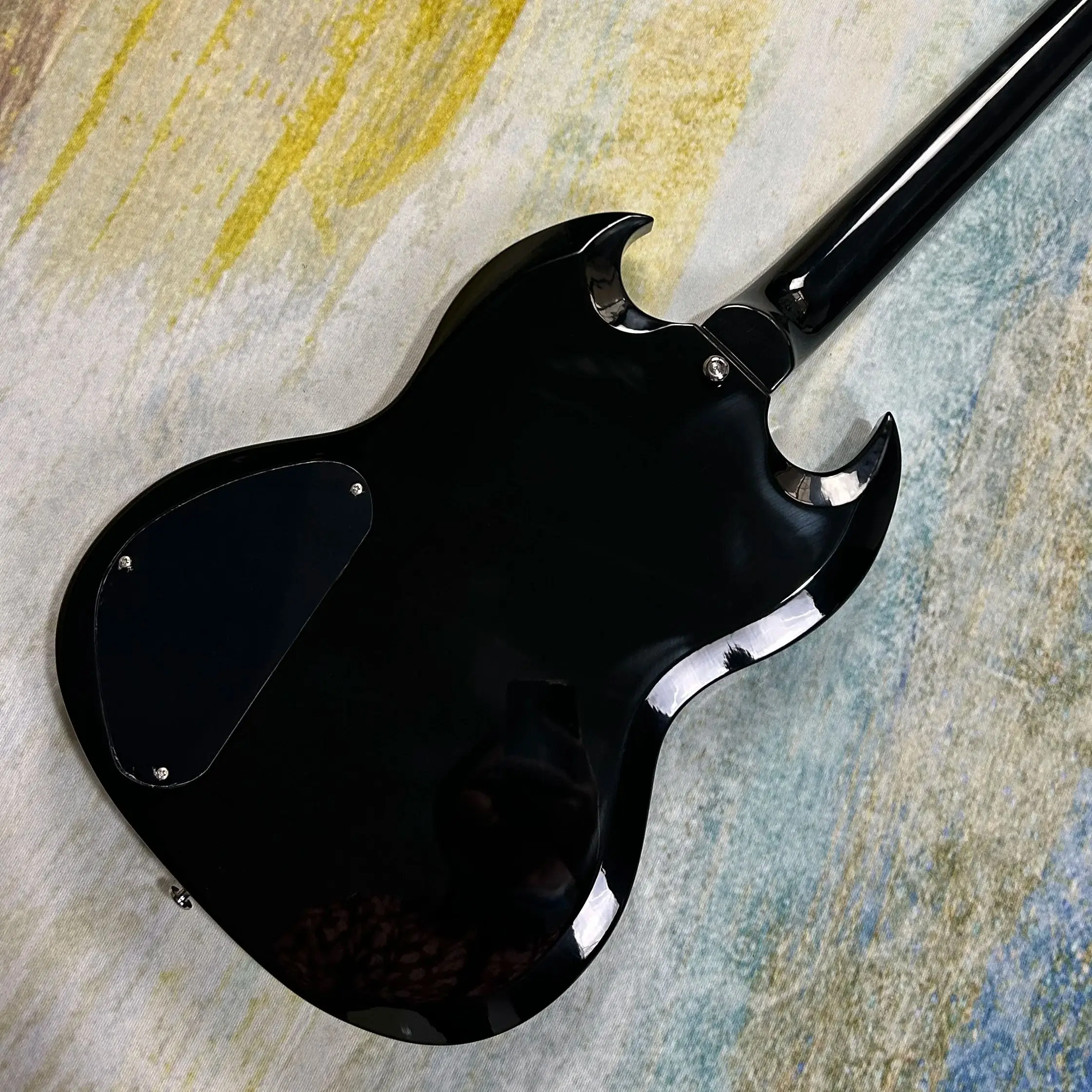 Electric Guitars Black Version Mahogany Body Rosewood Fingerboard